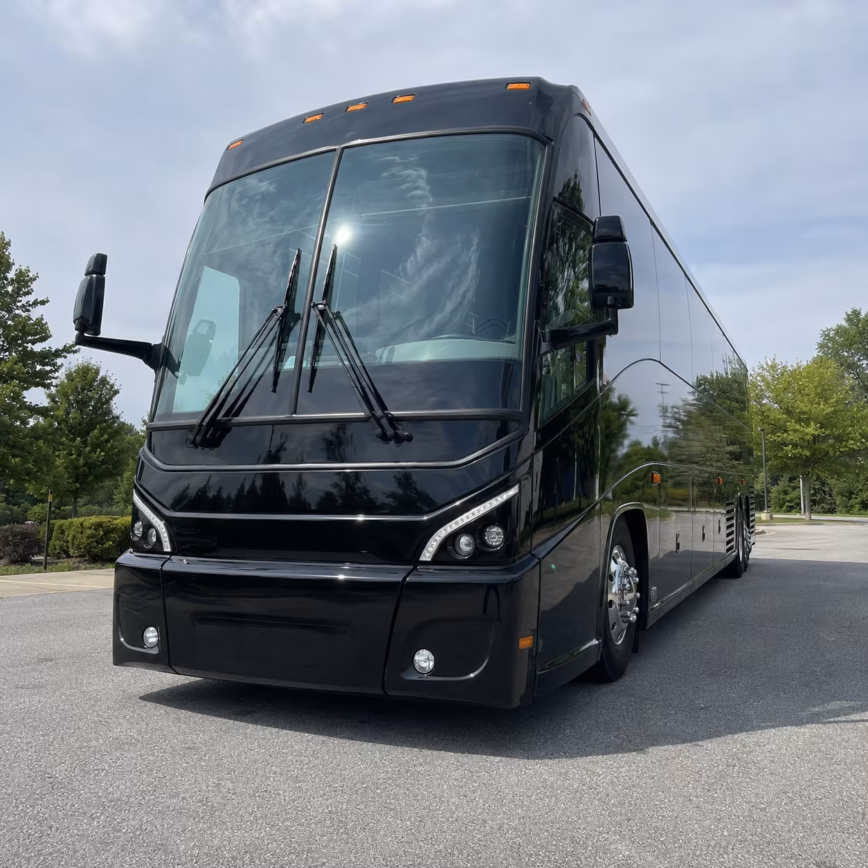 airport shuttle buses for sporting events and fan groups near dearborn heights