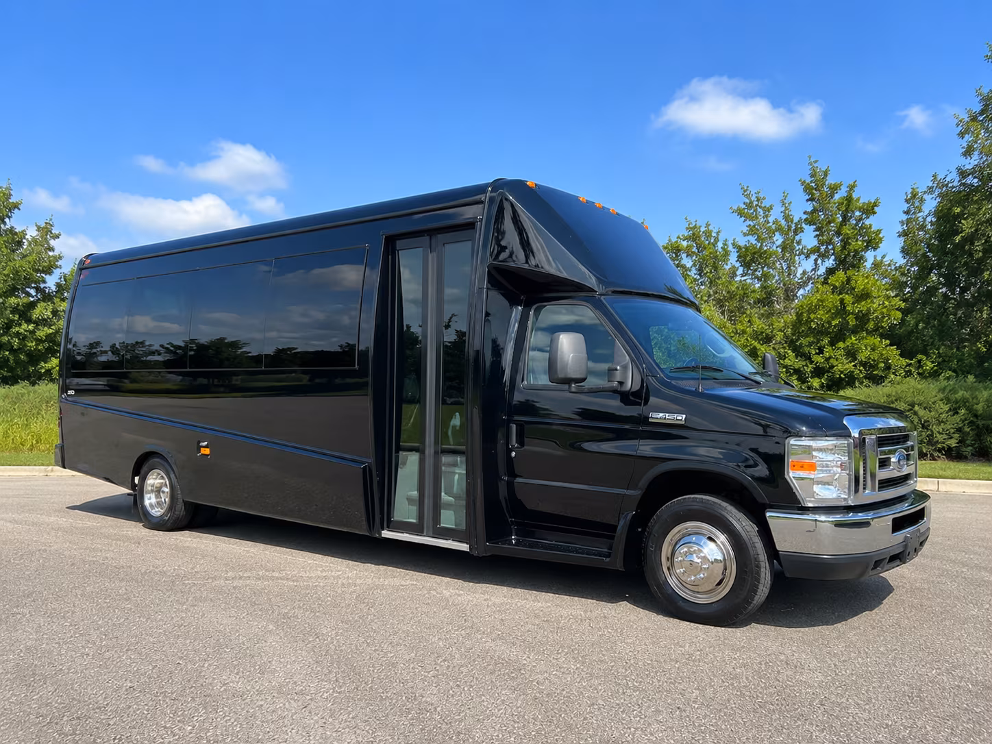 charter buses for large dearborn heights prom groups and school shuttles