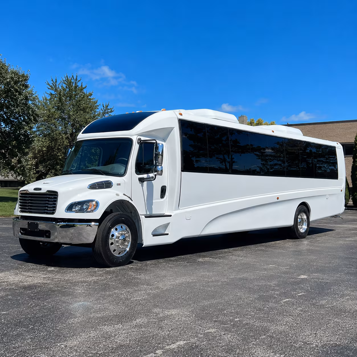 dearborn heights 35 passenger minibus