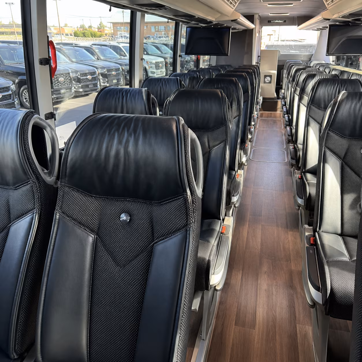 detroit metropolitan wayne county airport dtw charter bus transfers