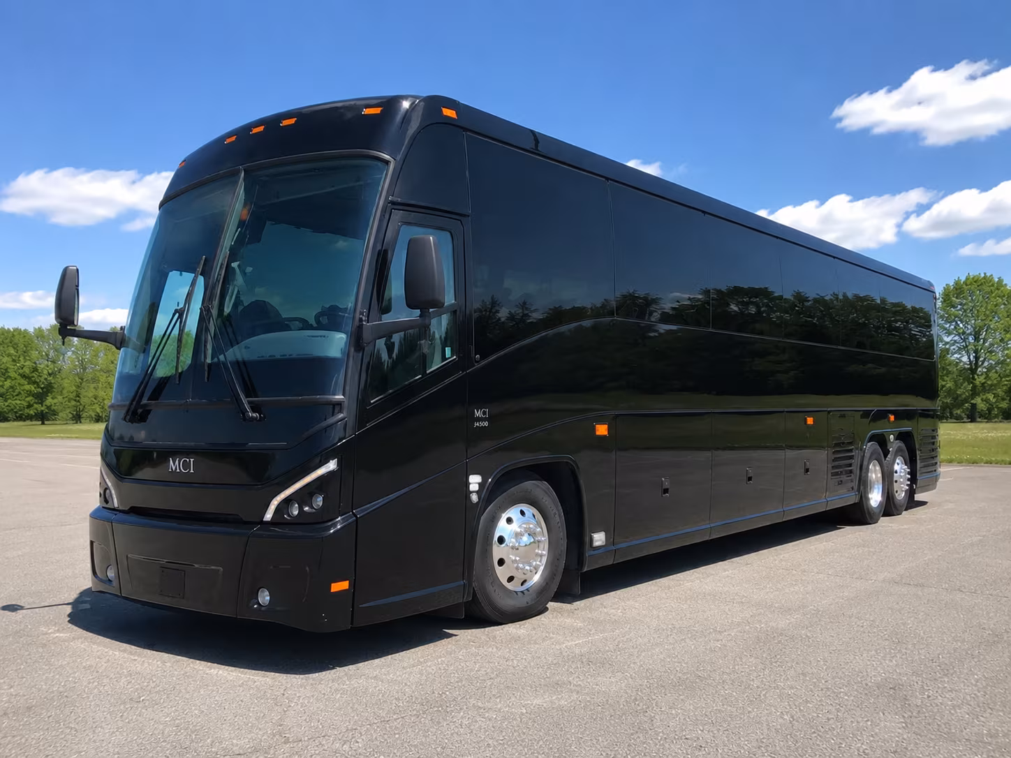 military base shuttle buses serving dearborn heights and metro detroit