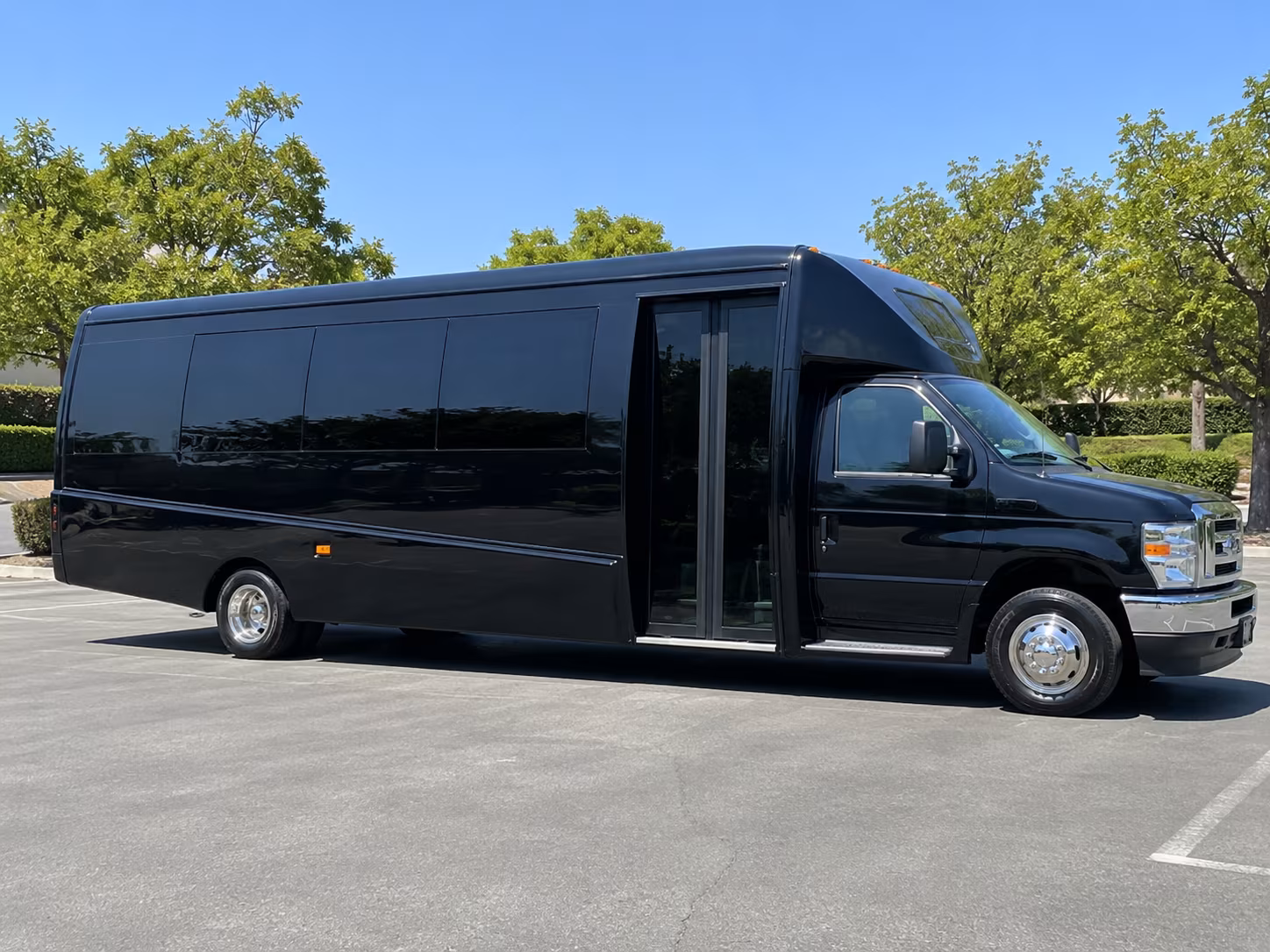 party bus rentals for dearborn heights prom night