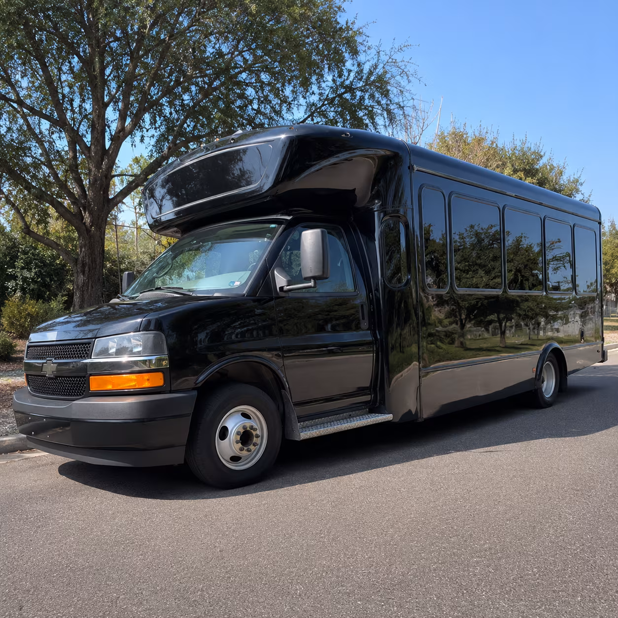 party buses for bachelorette wine tours around southeast michigan
