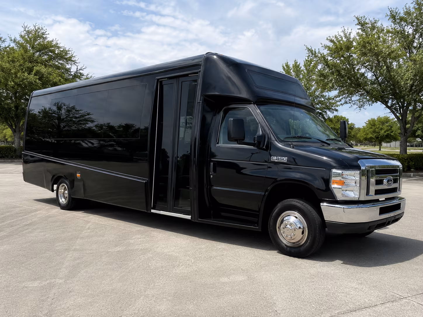 rent a minibus in dearborn heights for smaller prom groups